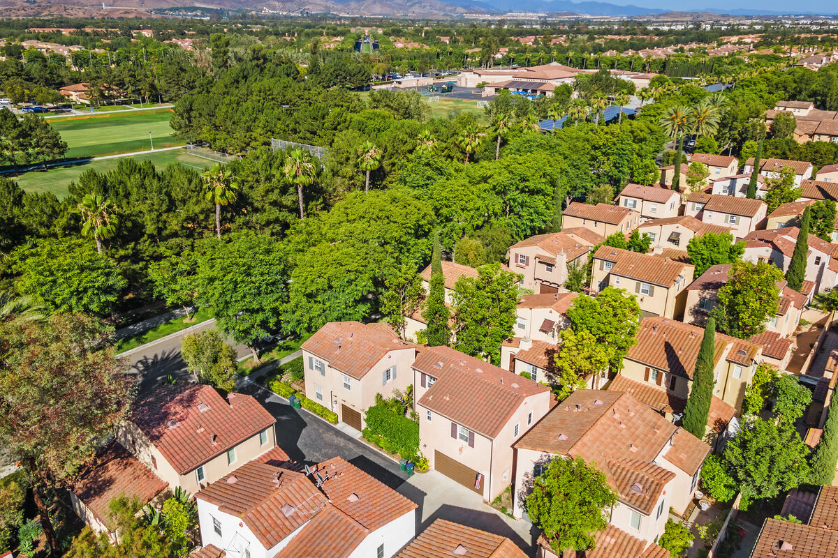 Community aerial